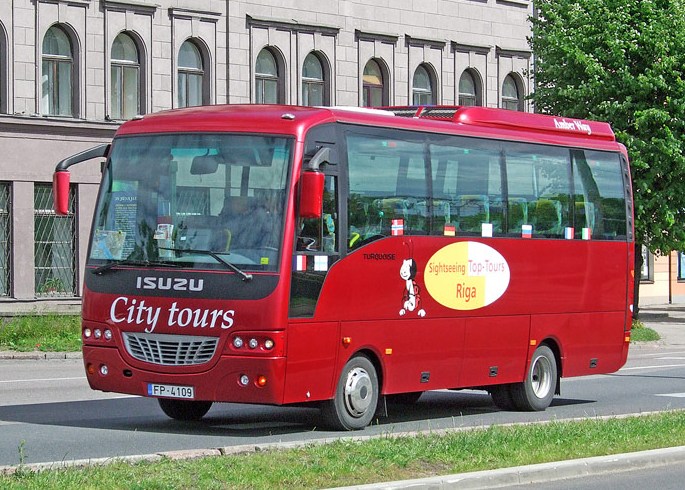 Autobusa noma Jūrmalā Isuzu 25 vietas