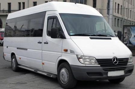 Mercedes Sprinter noma Jūrmalā 14 17 19 20 sēdvietas